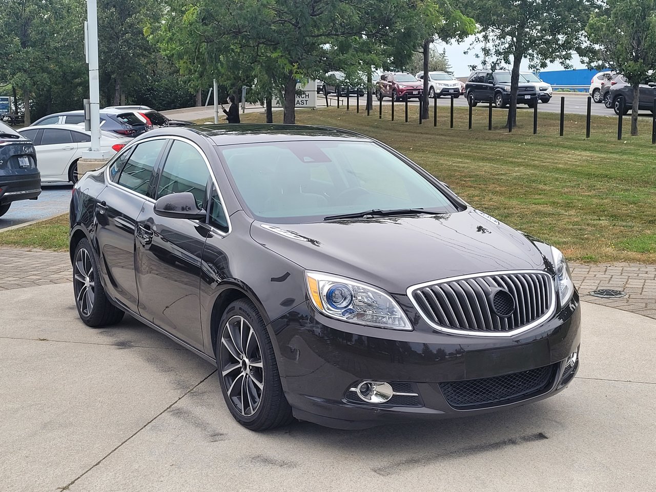 Used 2016 Mocha (MET) Buick Sport Touring image 9