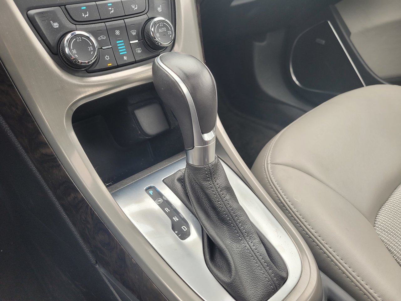 Used 2016 Mocha (MET) Buick Sport Touring image 15