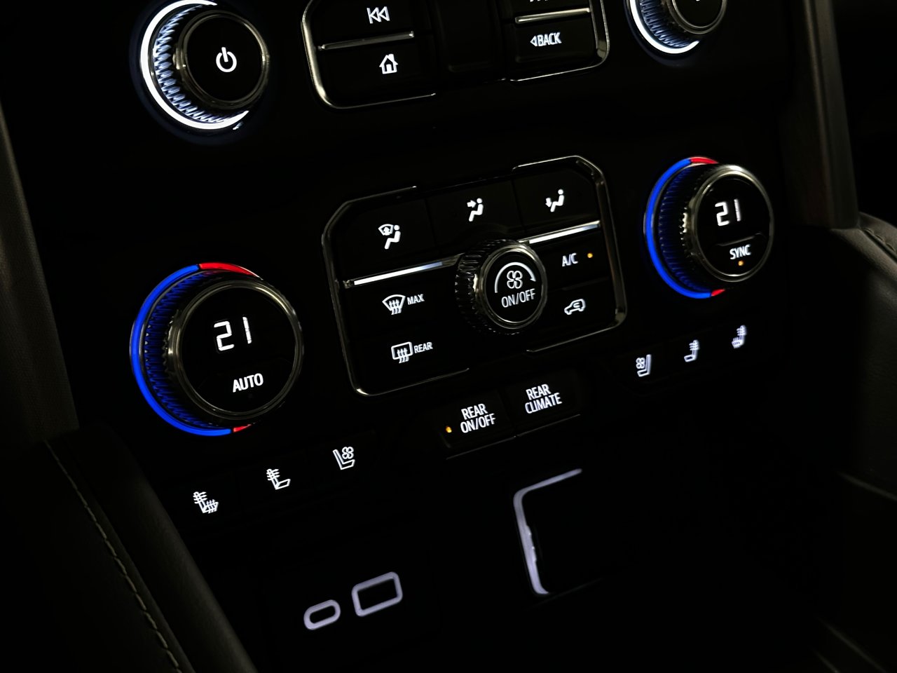 2023 GMC Yukon SLT, Vancouver, Cash