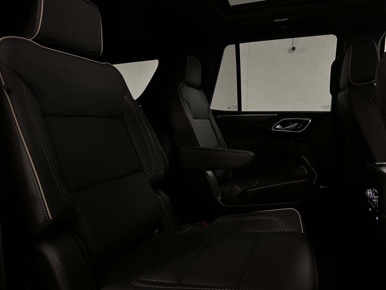 2023 GMC Yukon SLT, Vancouver, Cash