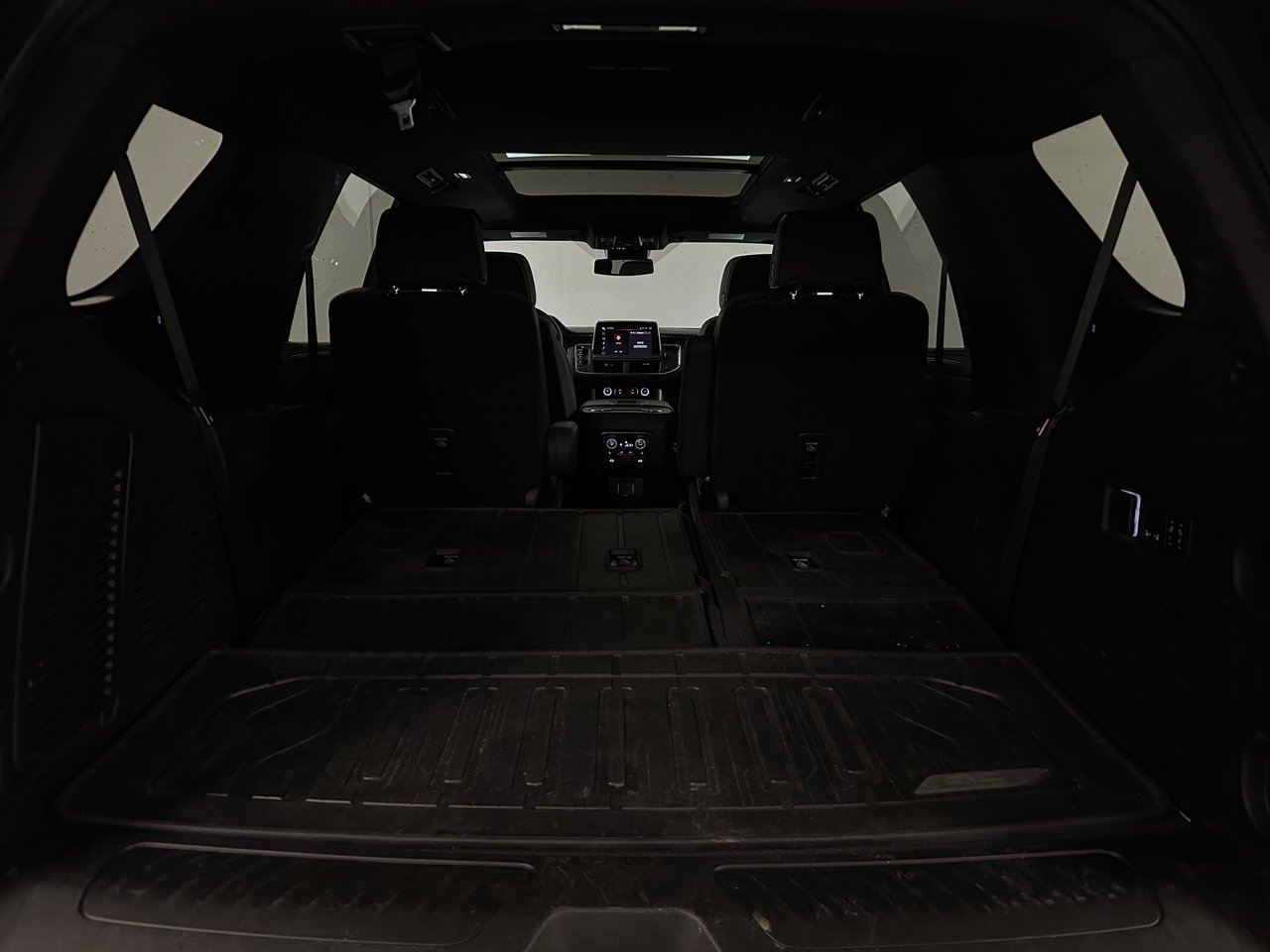 2023 GMC Yukon SLT, Vancouver, Cash