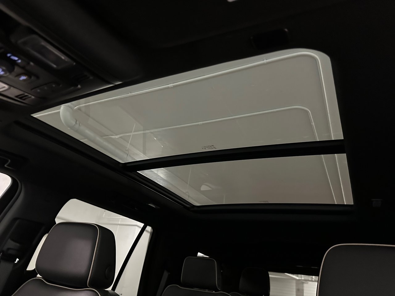 2023 GMC Yukon SLT, Vancouver, Cash
