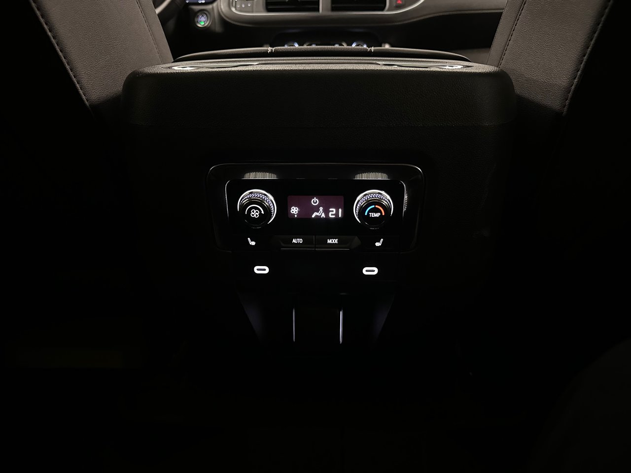 2023 GMC Yukon SLT, Vancouver, Cash
