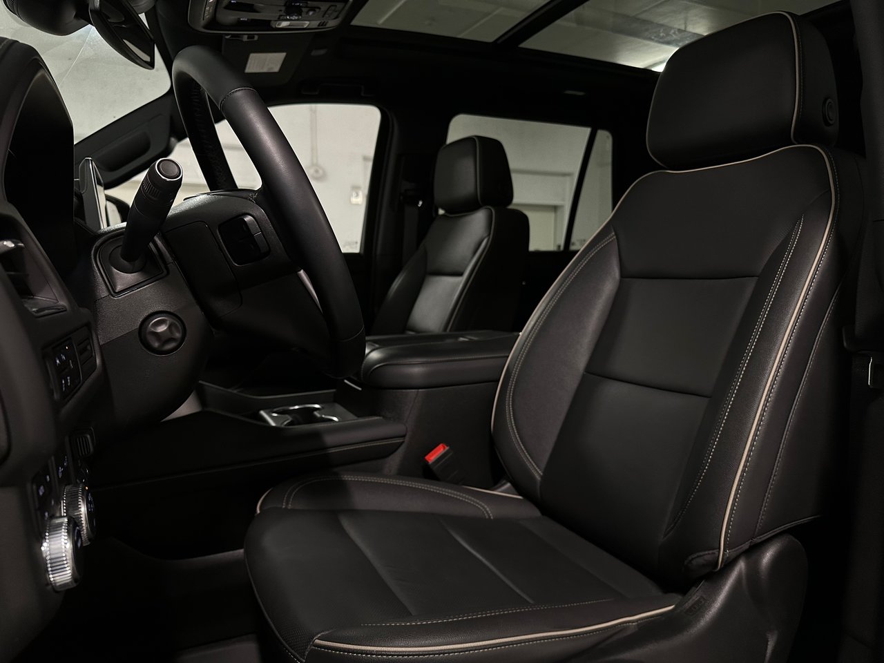 2023 GMC Yukon SLT, Vancouver, Cash