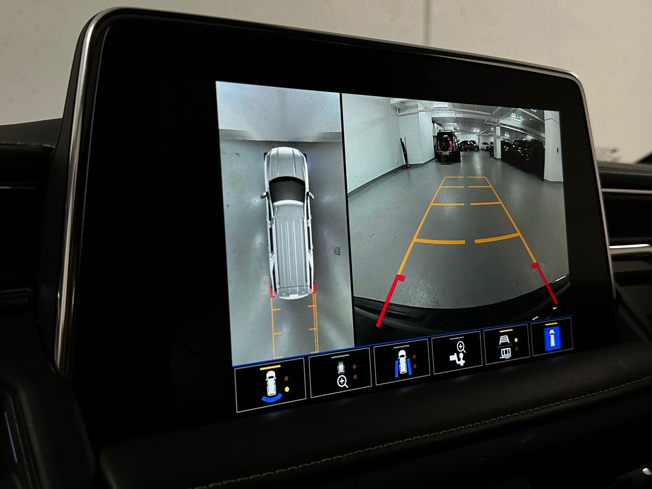 2023 GMC Yukon SLT, Vancouver, Cash