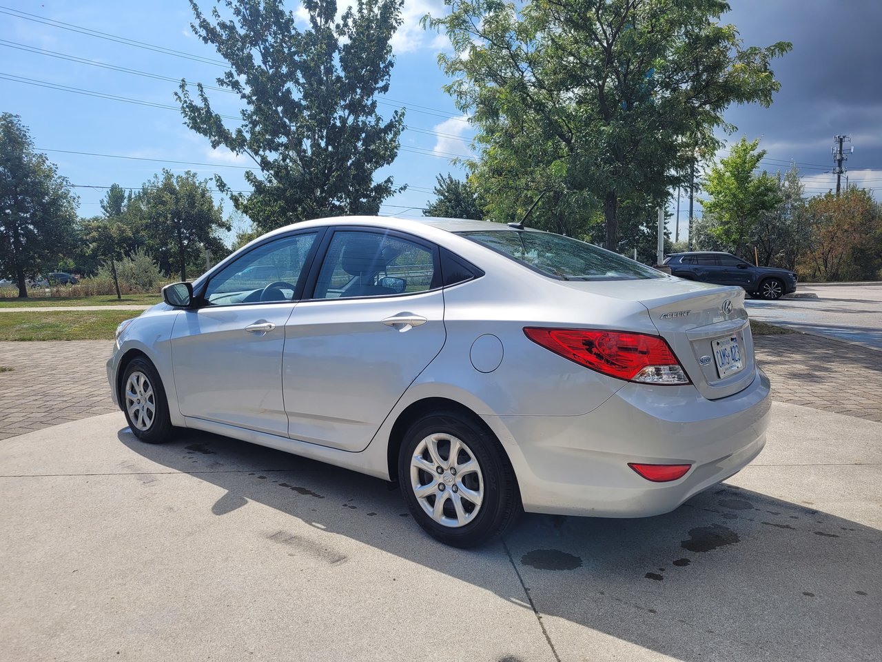 Used 2014 Ironman Silver Met Hyundai GL image 3