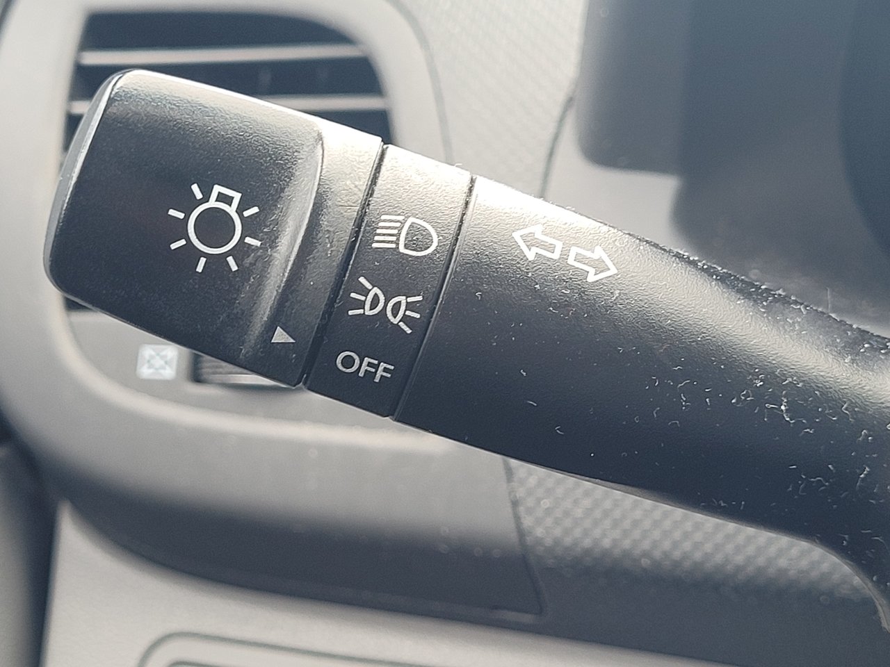 Used 2014 Ironman Silver Met Hyundai GL image 19