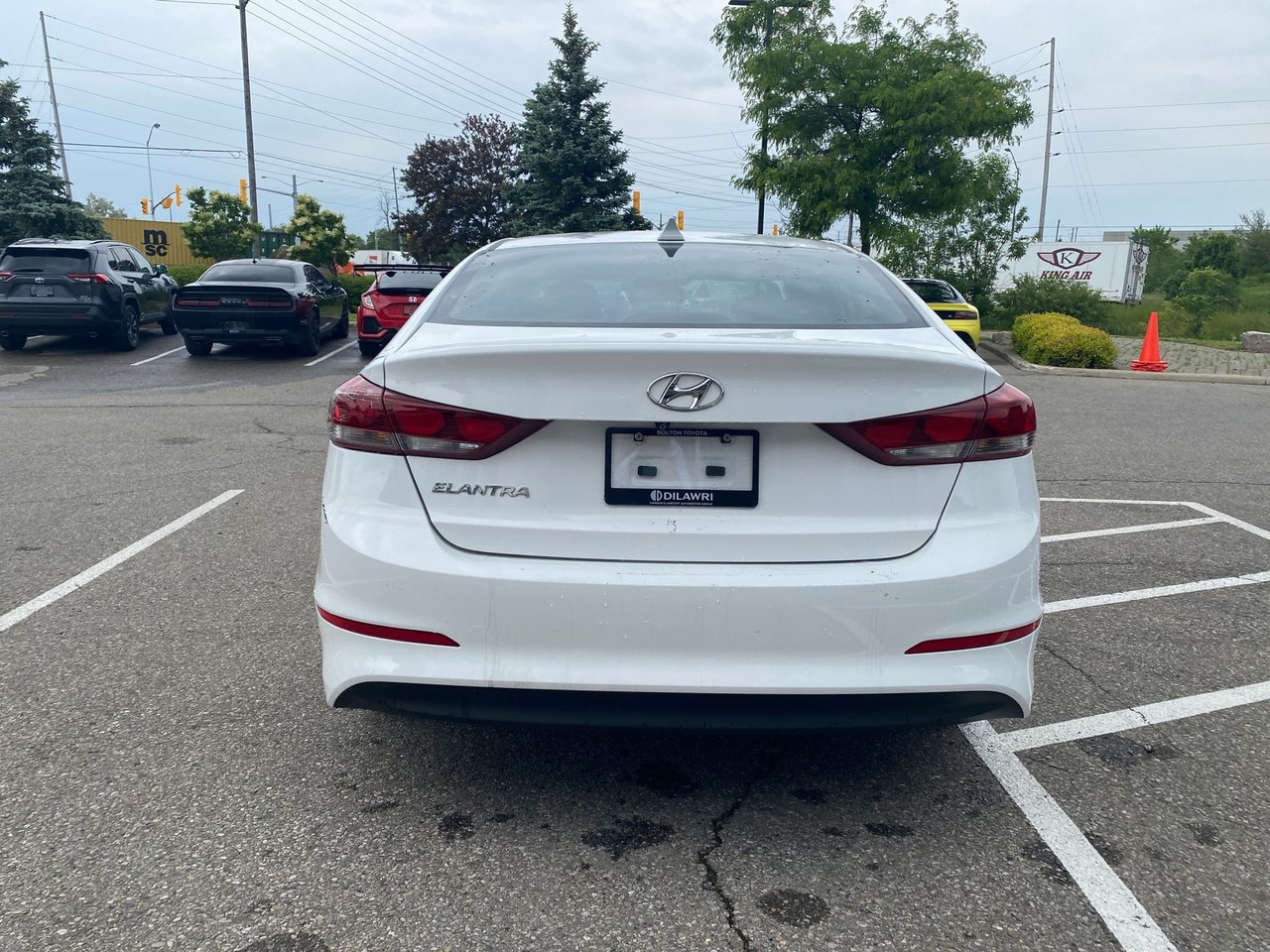 Used 2018 White Hyundai GLS at image 3