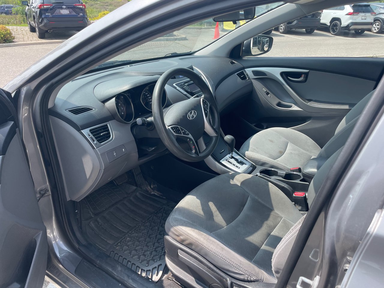 Used 2011 SILVER Hyundai GLS at image 6