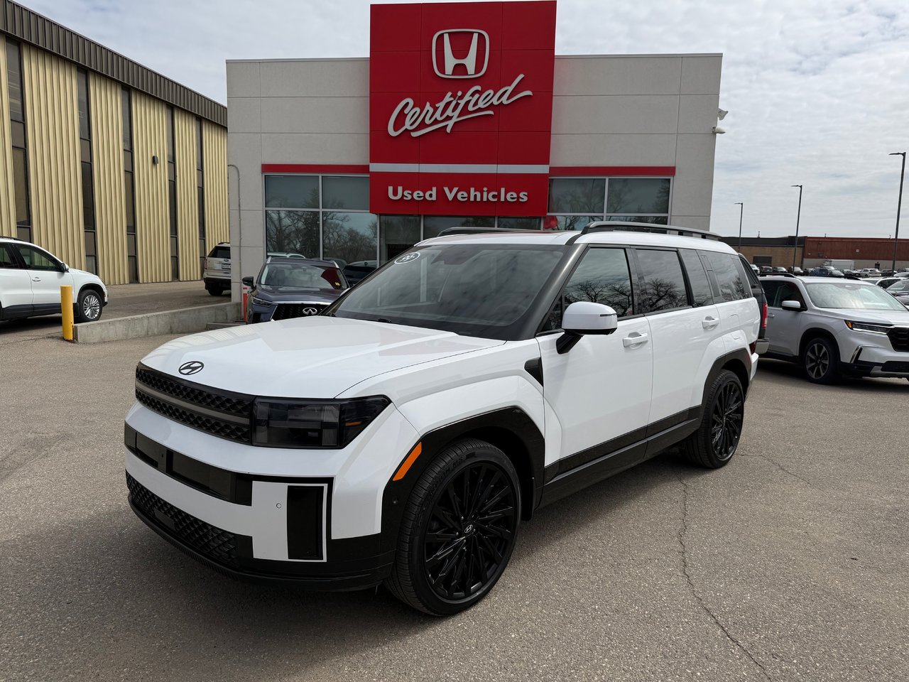 2025 Hyundai Santa Fe Ultimate Calligraphy AWD