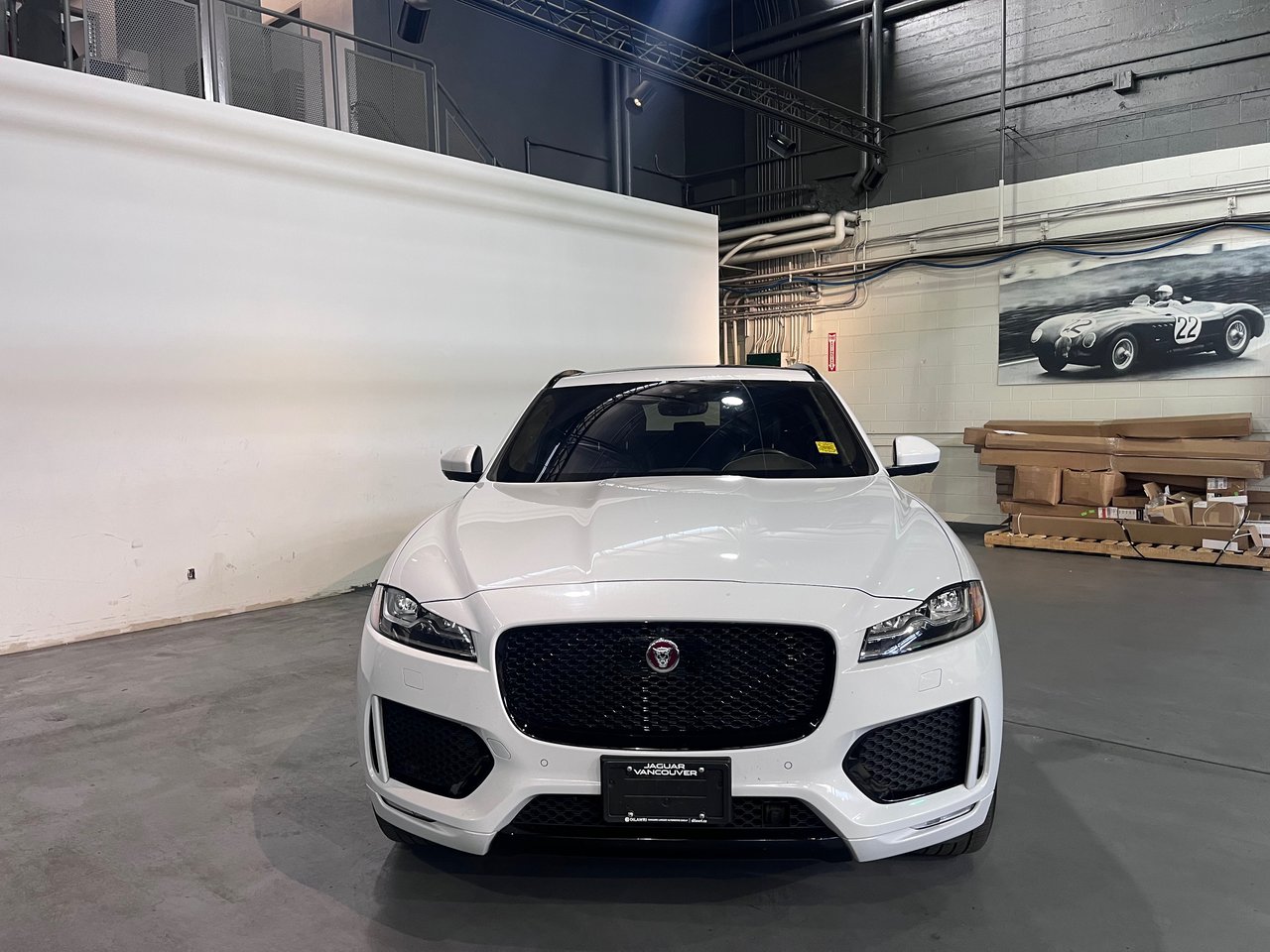 Used 2020 Yulong White Jaguar 25t AWD Checkered Flag image 12