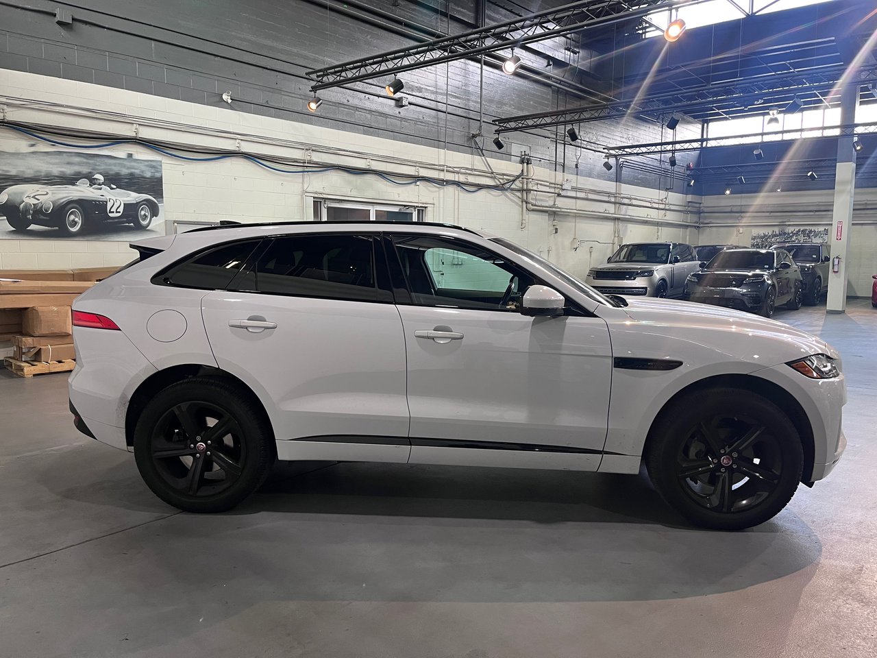 Used 2020 Yulong White Jaguar 25t AWD Checkered Flag image 16