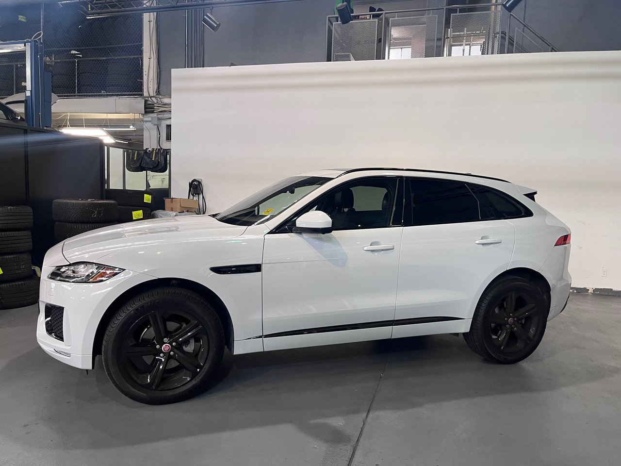 Used 2020 Yulong White Jaguar 25t AWD Checkered Flag image 6
