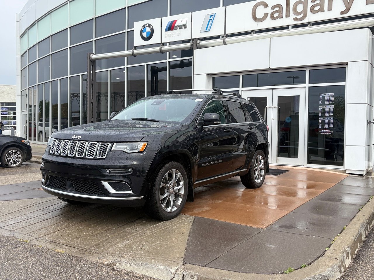 Diamond Black Crystal P.C. 2020 Jeep Grand Cherokee SUV / Crossover Four-Wheel Drive Automatic