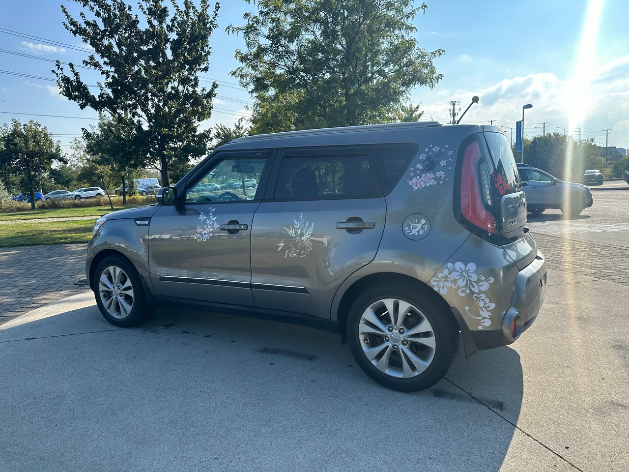 Used 2016 GREY Kia EX image 4