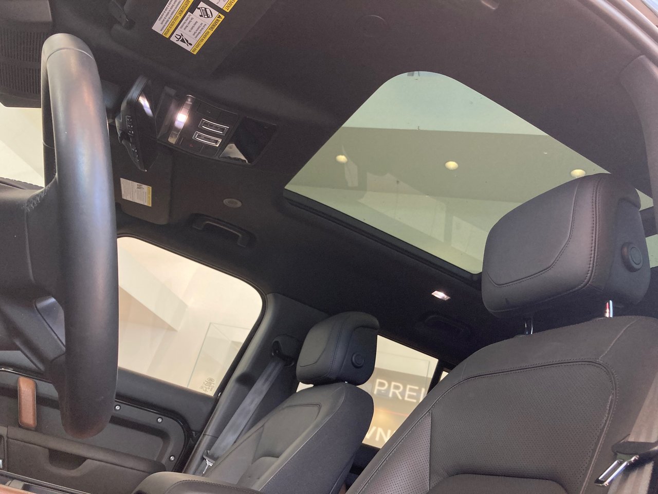Used 2023 Santorini Black Land Rover 110 P400 X image 15