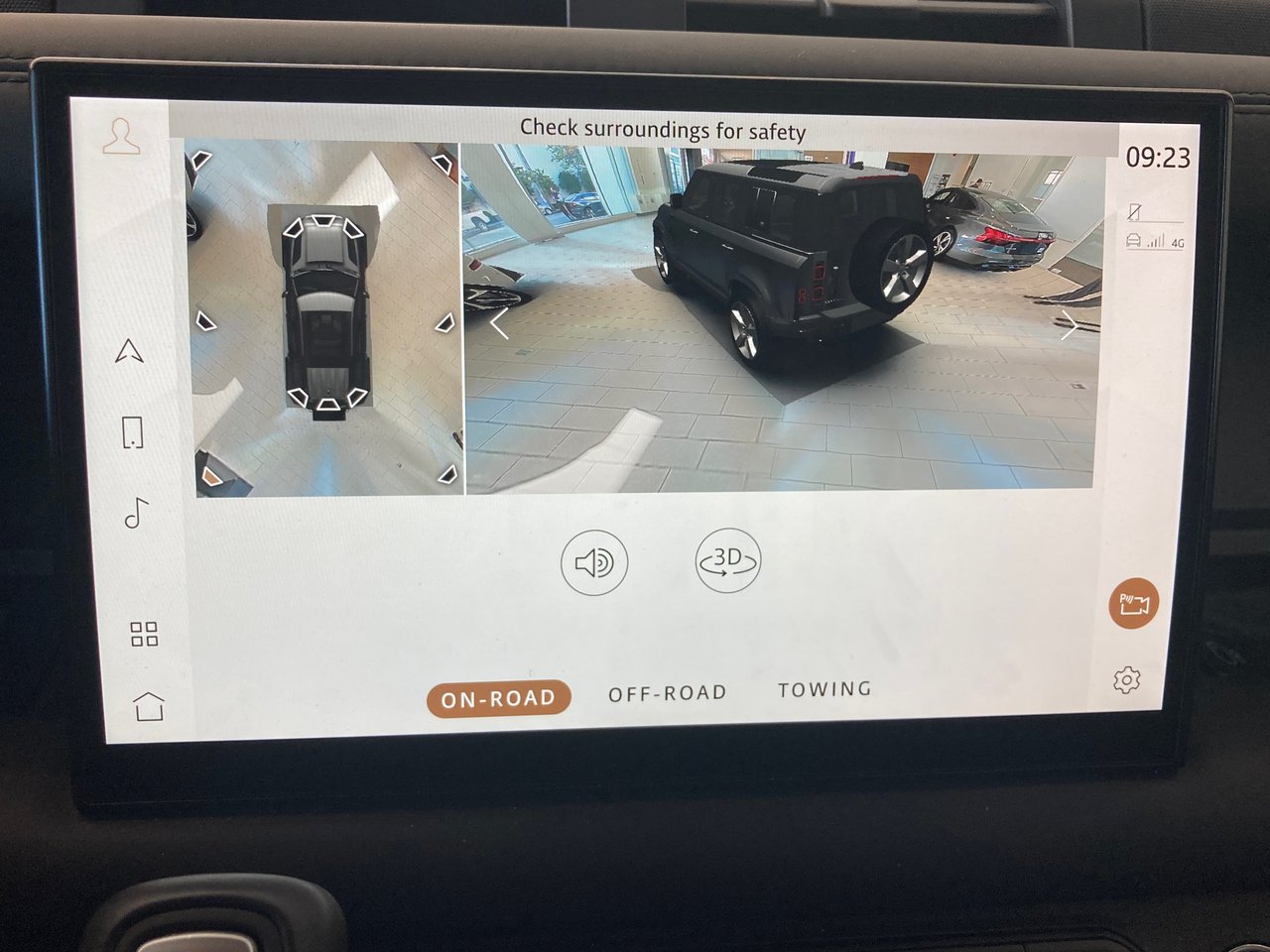 Used 2023 Santorini Black Land Rover 110 P400 X image 18