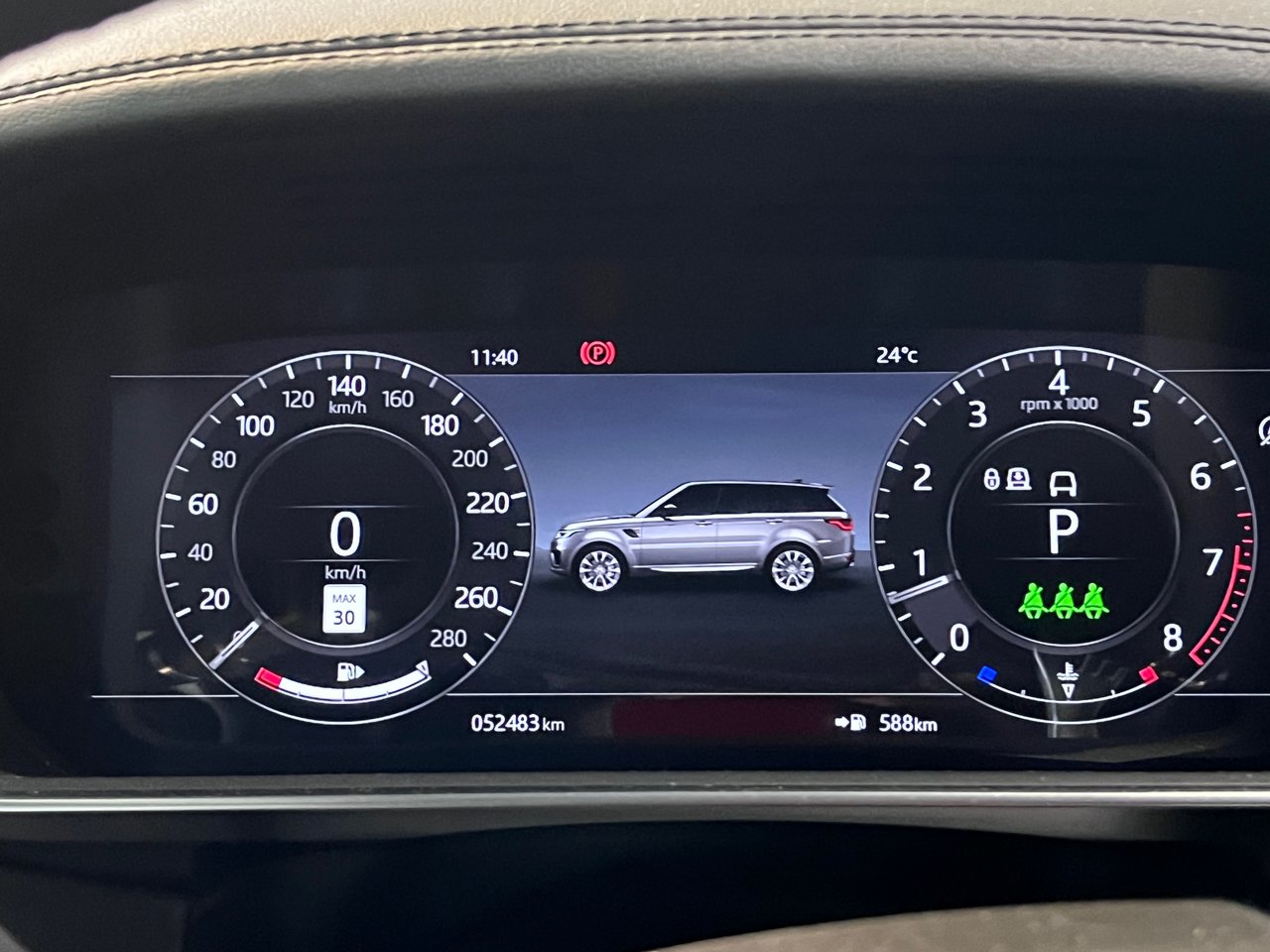 Used 2020 Indus Silver Land Rover V8 Supercharged HSE Dynamic image 4