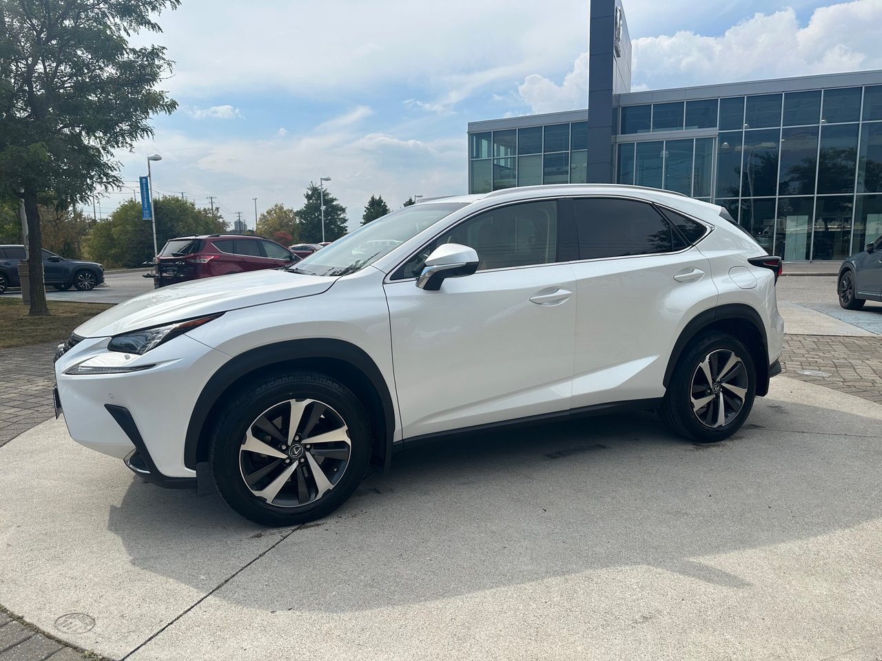 Used 2019 White Lexus NX 300 image 3