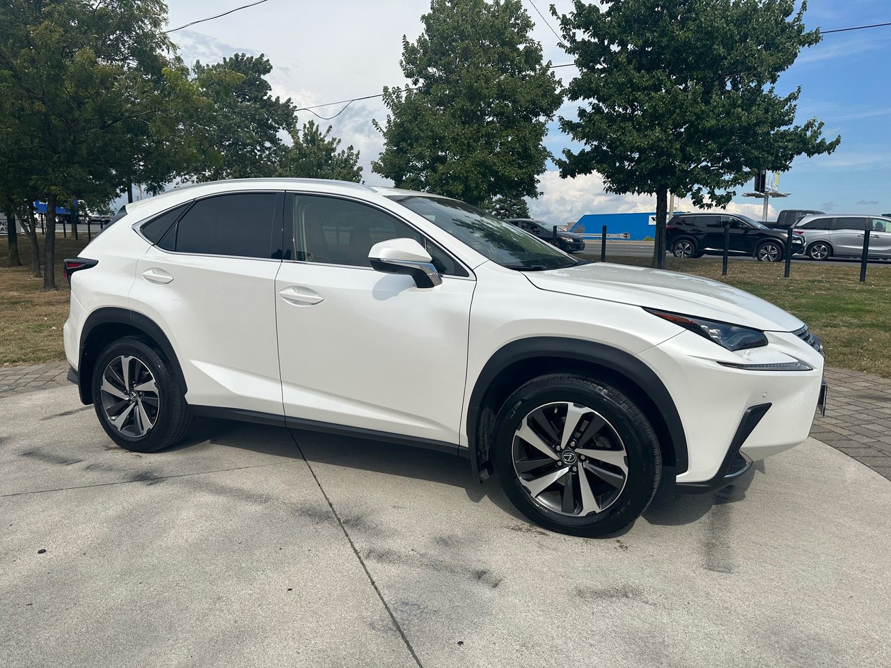 Used 2019 White Lexus NX 300 image 11
