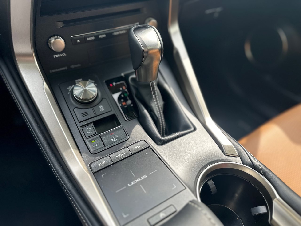 Used 2019 White Lexus NX 300 image 24