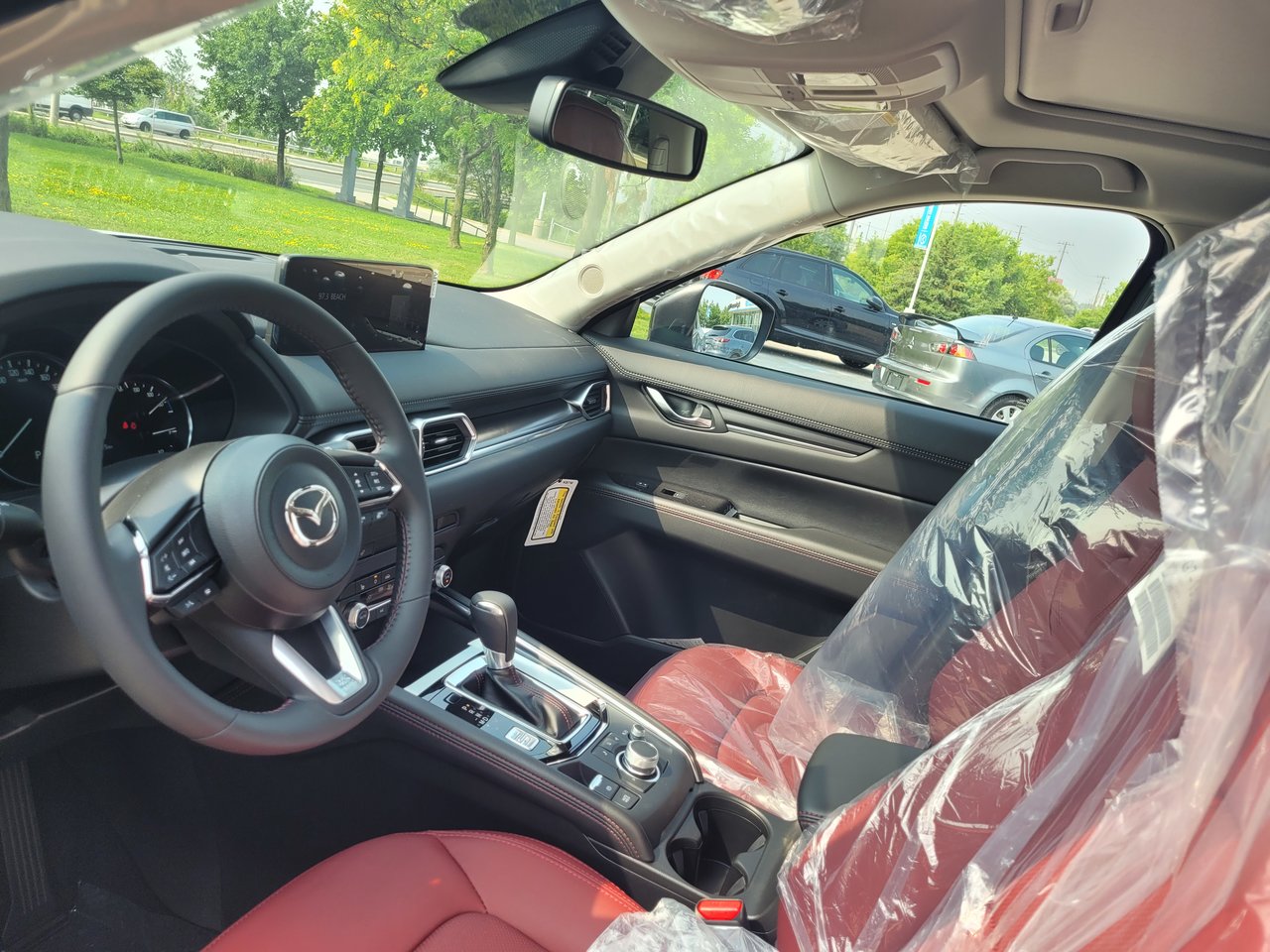 New 2023 Polymetal Grey Metallic Mazda Kuro image 9