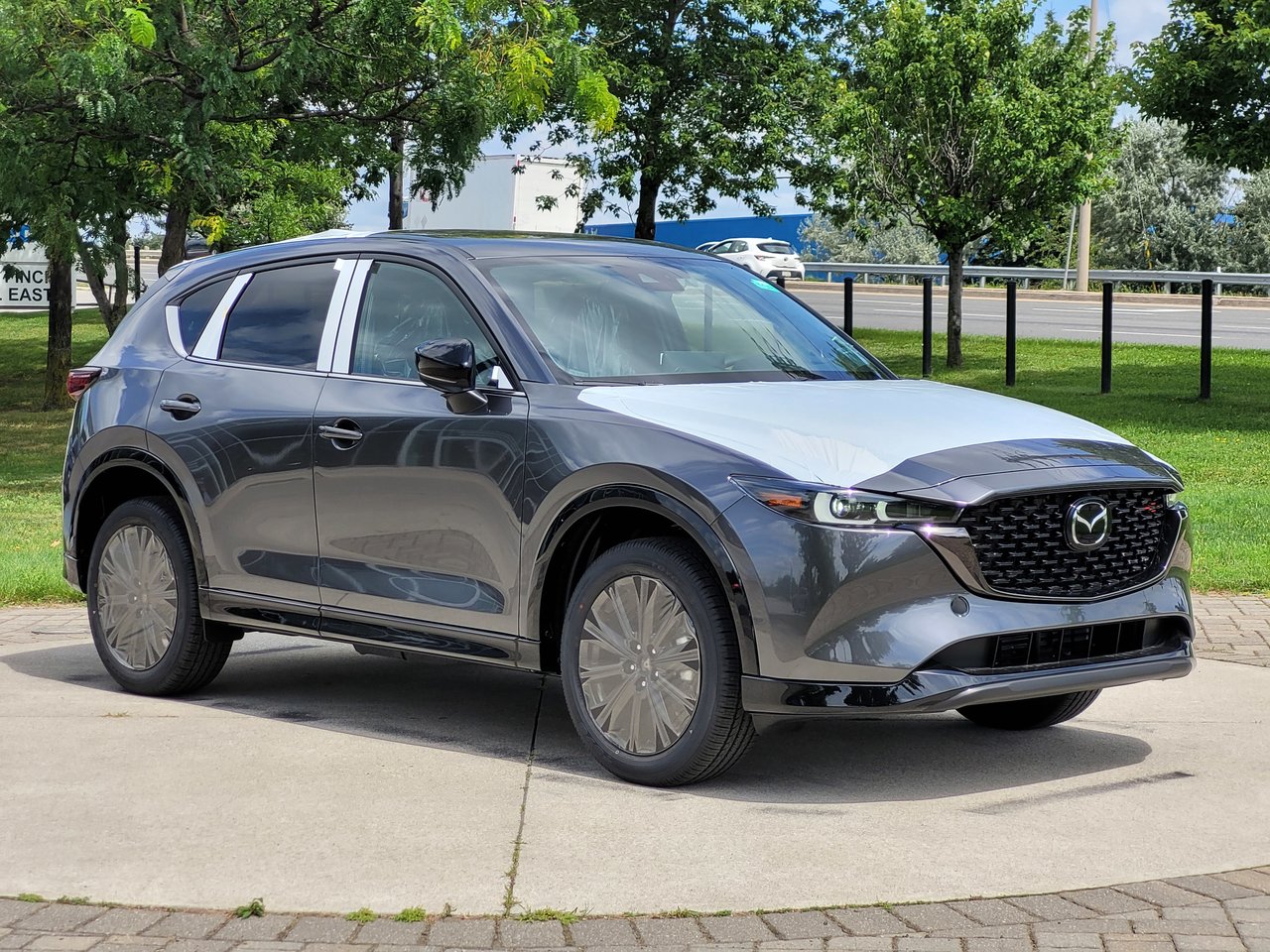 New 2023 Machine Grey Metallic Mazda Sport Design image 7