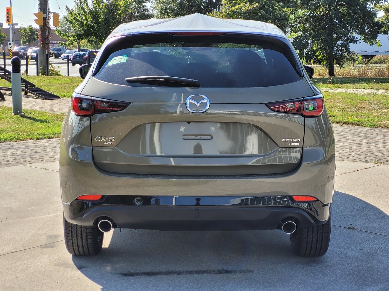 New 2024 Zircon Sand Metallic Mazda Suna image 6
