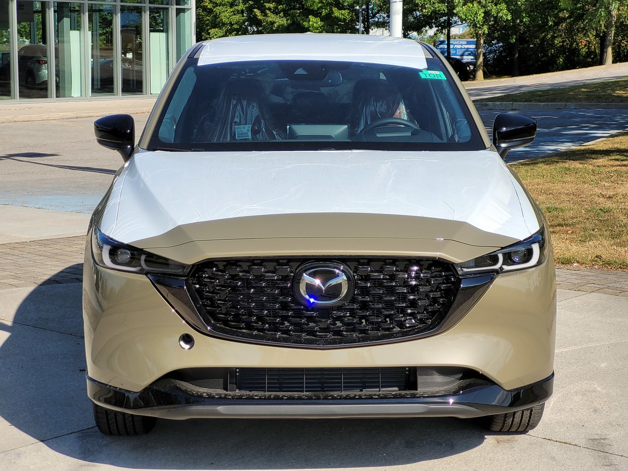 New 2024 Zircon Sand Metallic Mazda Suna image 10