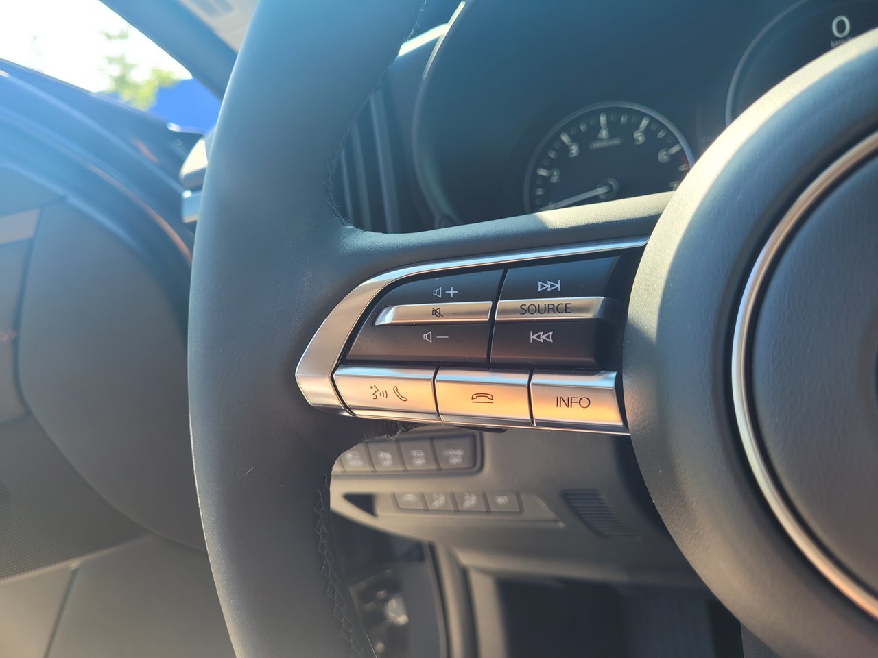 New 2024 Polymetal Grey Metallic Mazda MERIDIAN image 16