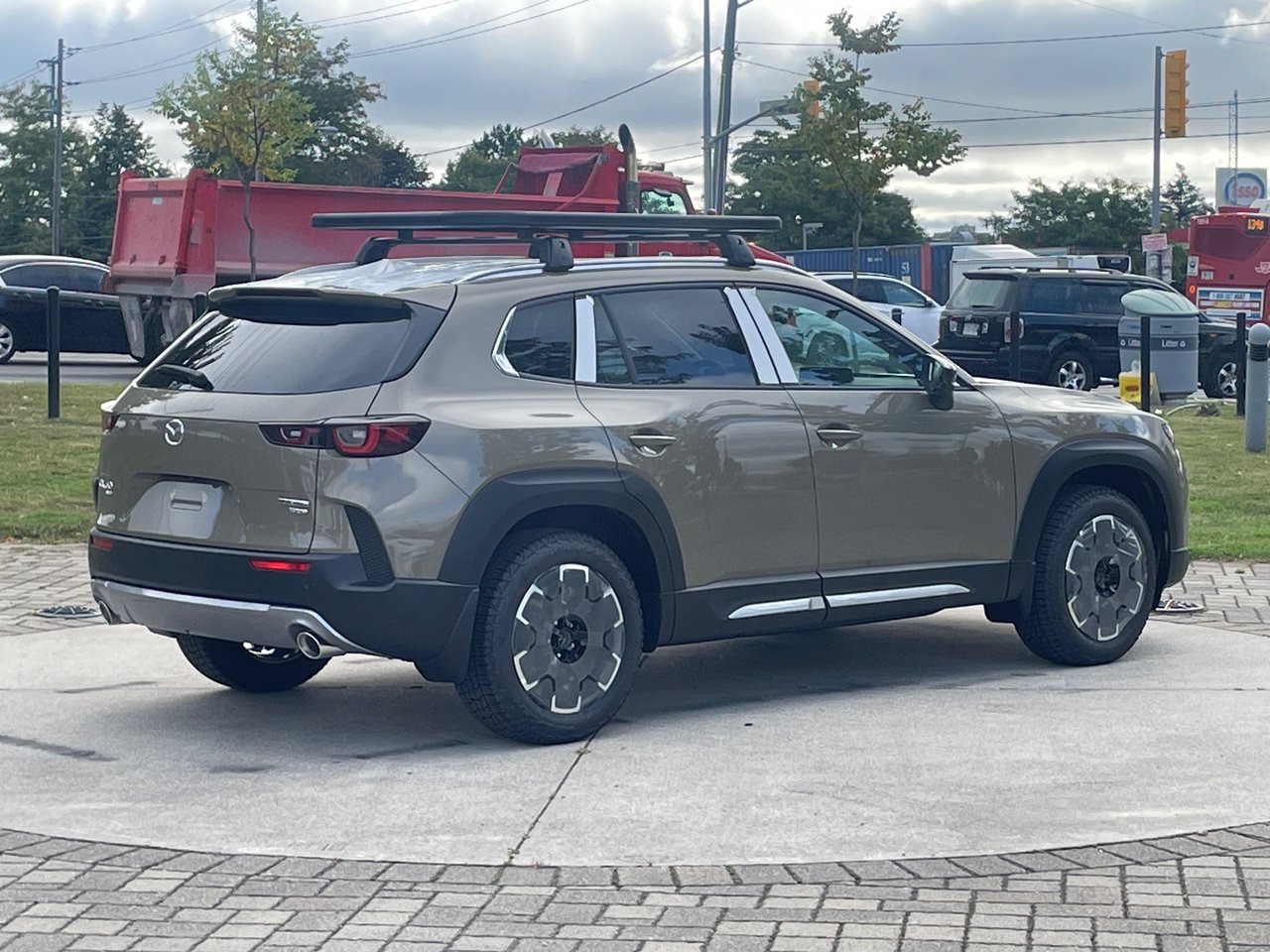 New 2024 Zircon Sand Metallic Mazda MERIDIAN image 8