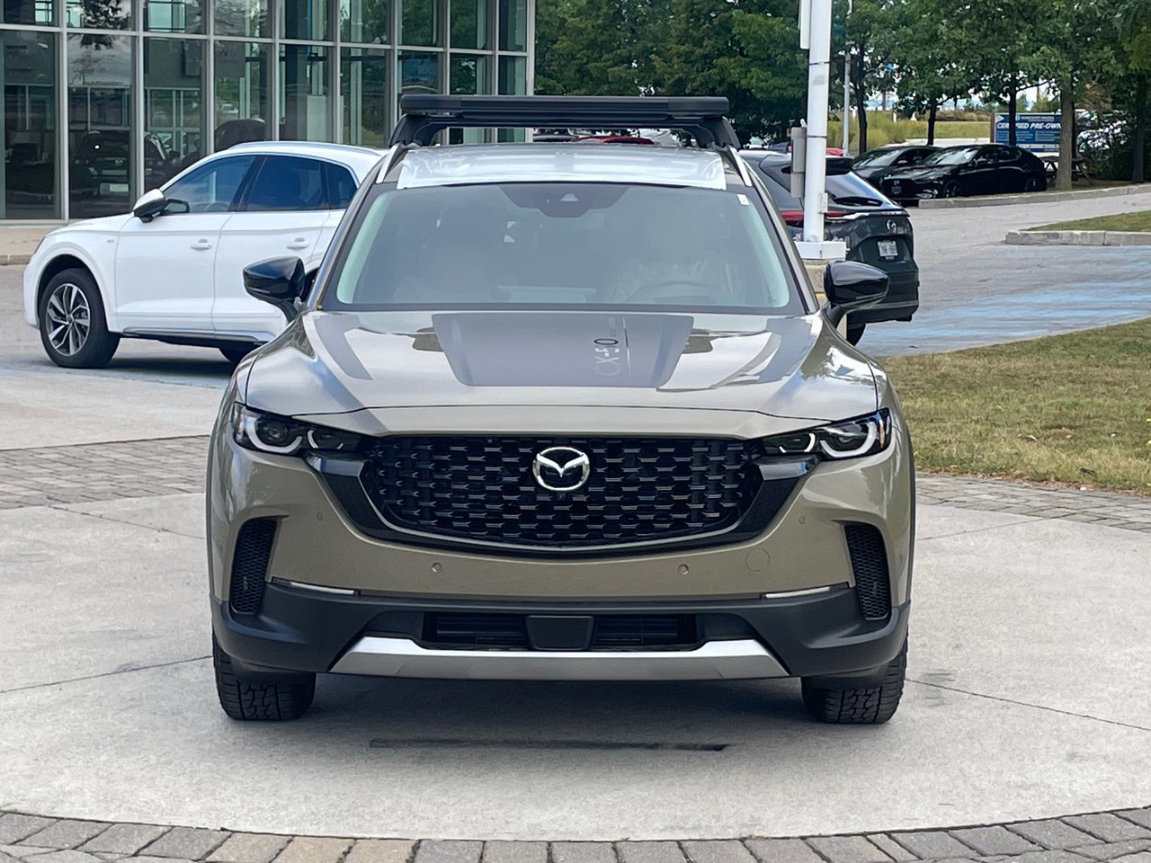 New 2024 Zircon Sand Metallic Mazda MERIDIAN image 24