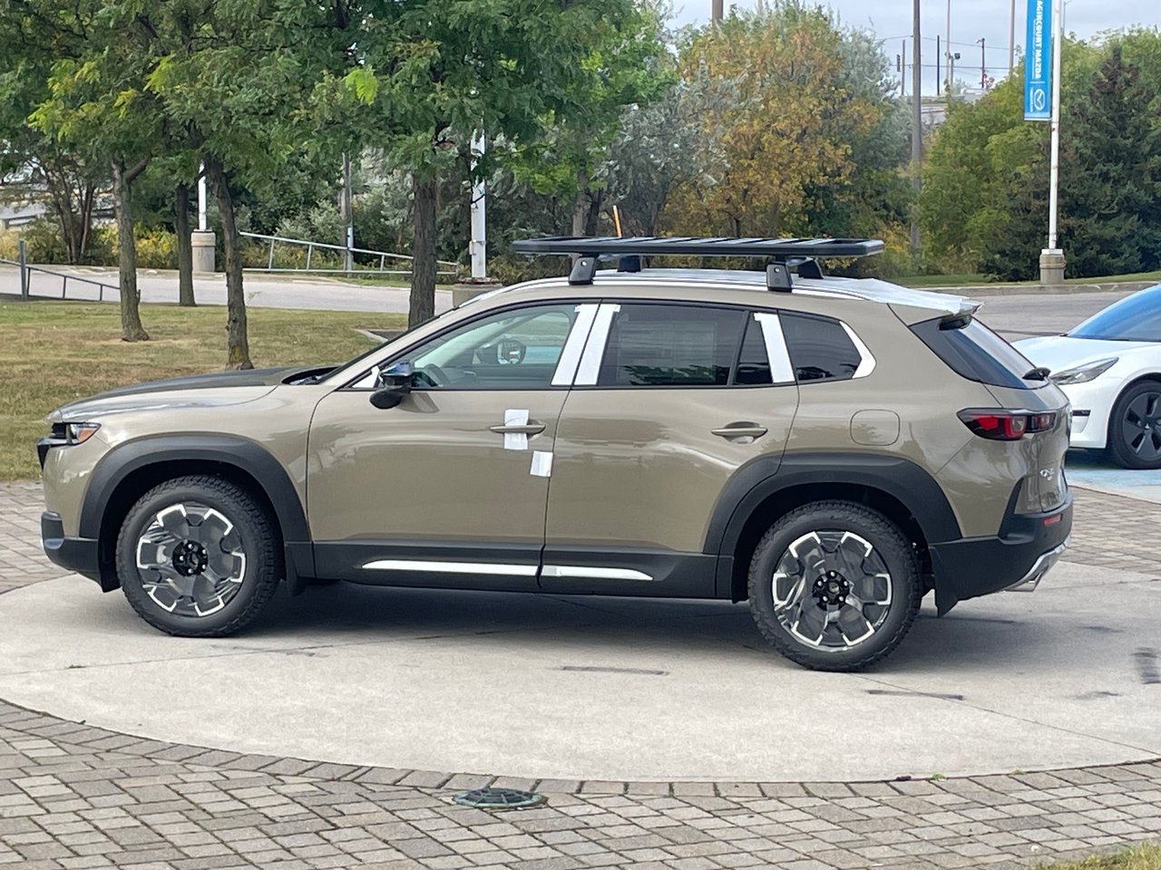 New 2024 Zircon Sand Metallic Mazda MERIDIAN image 4