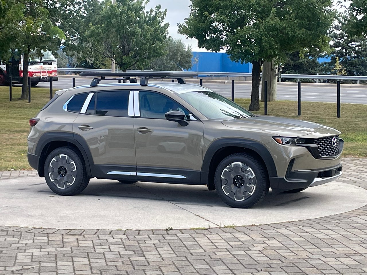New 2024 Zircon Sand Metallic Mazda MERIDIAN image 11
