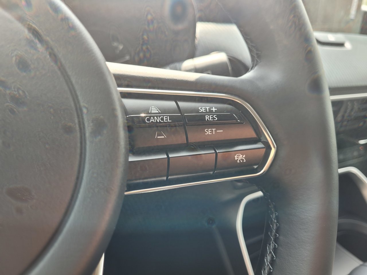 New 2024 Machine Grey Metallic Mazda GS-L image 15