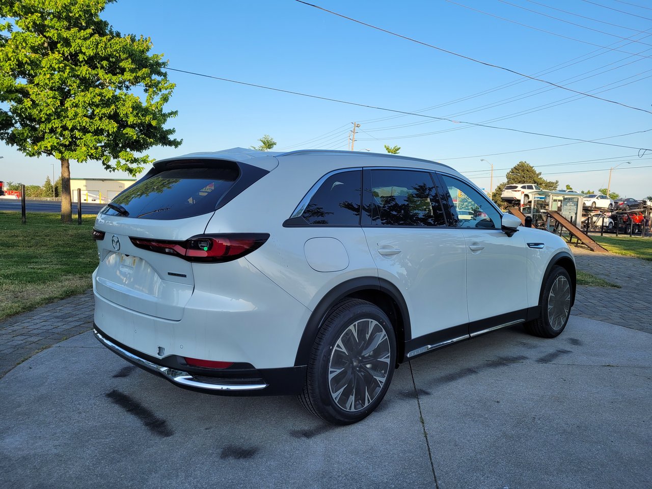 New 2024 Rhodium White Metallic Mazda GT image 8