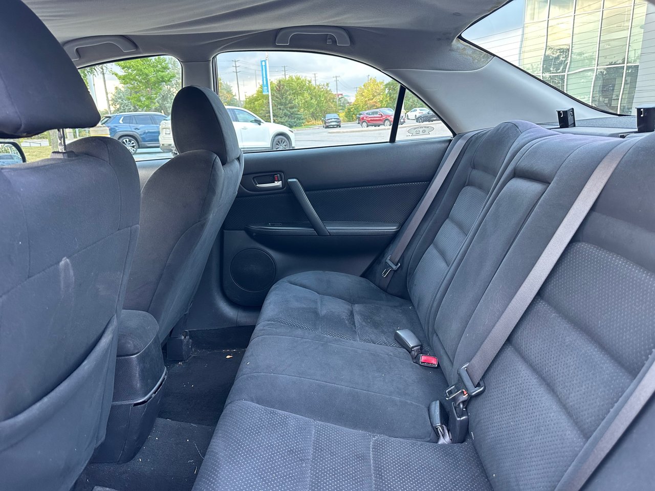 Used 2006  Mazda GS image 13
