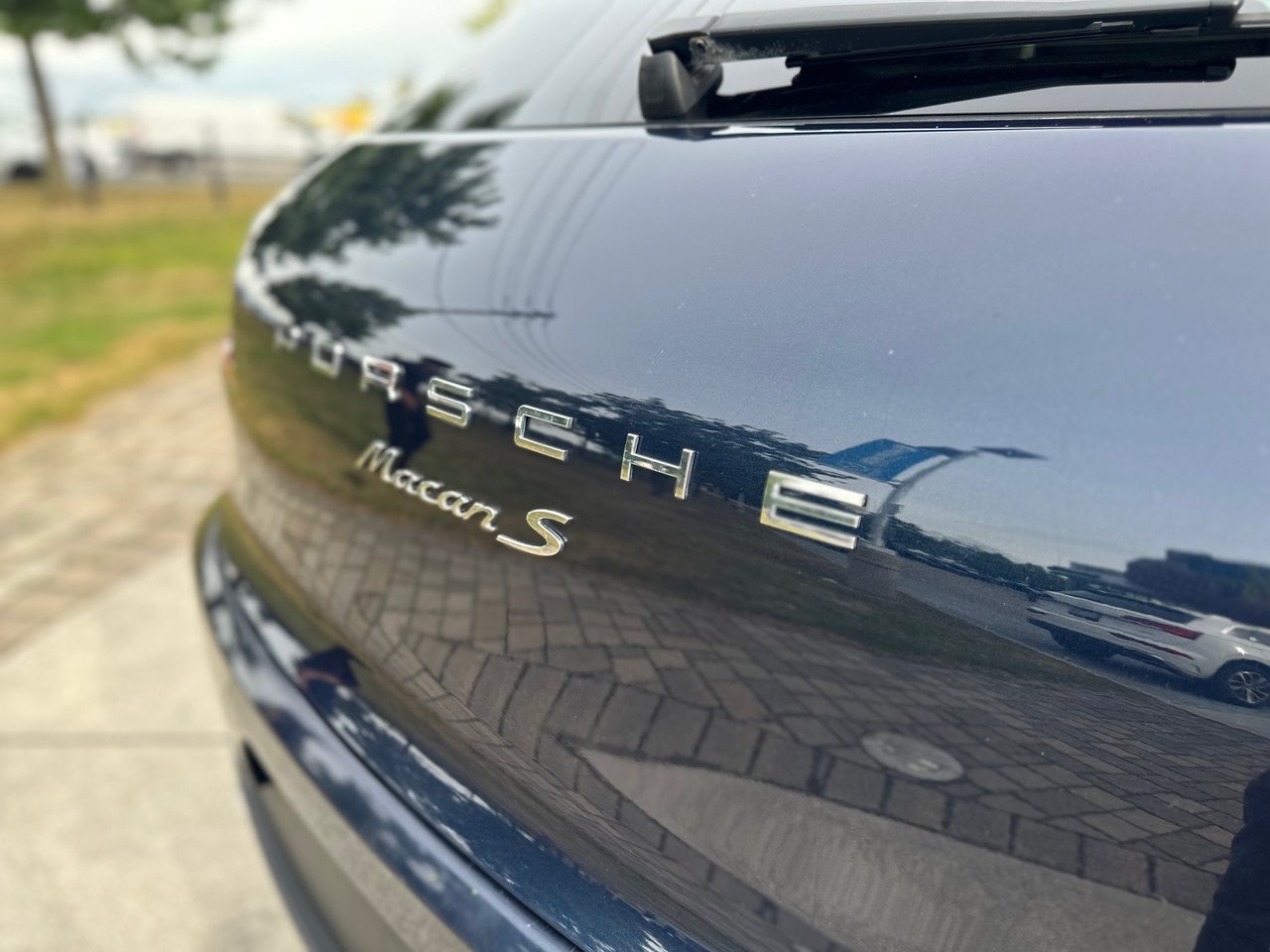 Used 2016  Porsche S image 14