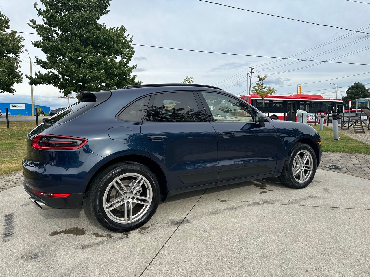 Used 2016  Porsche S image 9