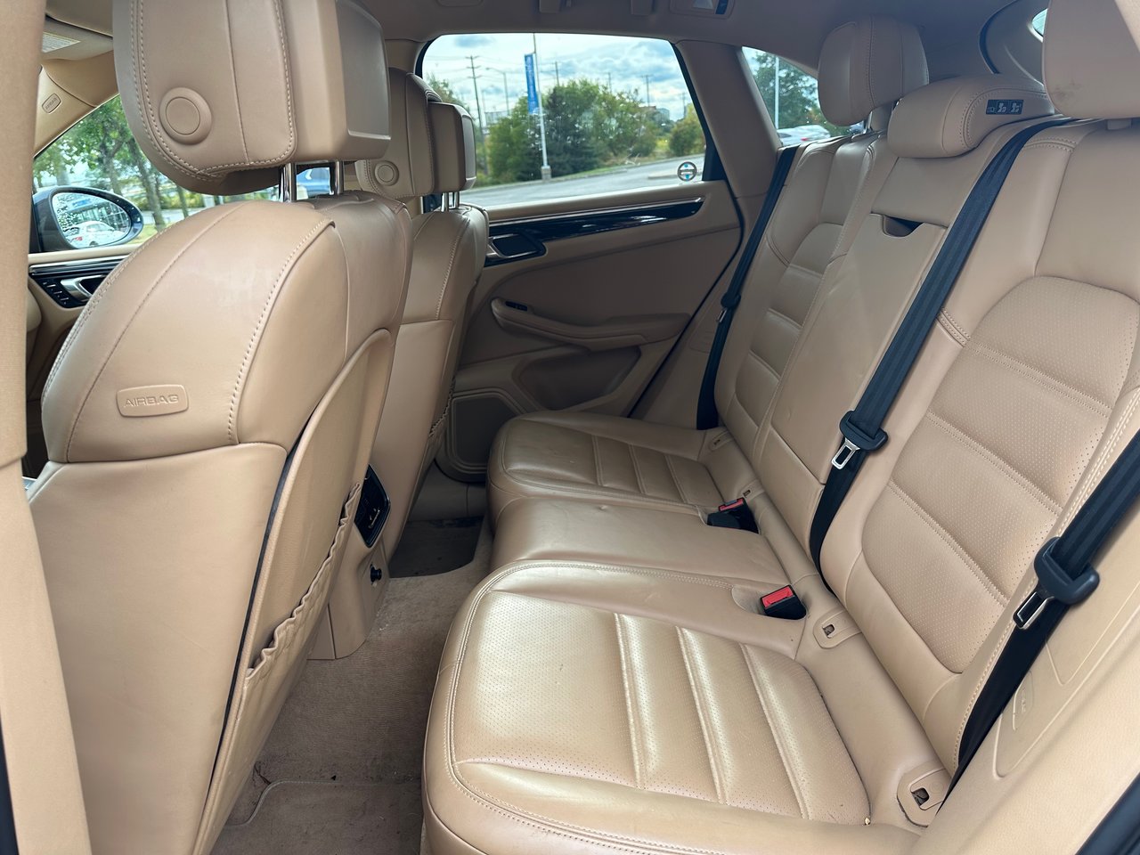 Used 2016  Porsche S image 15