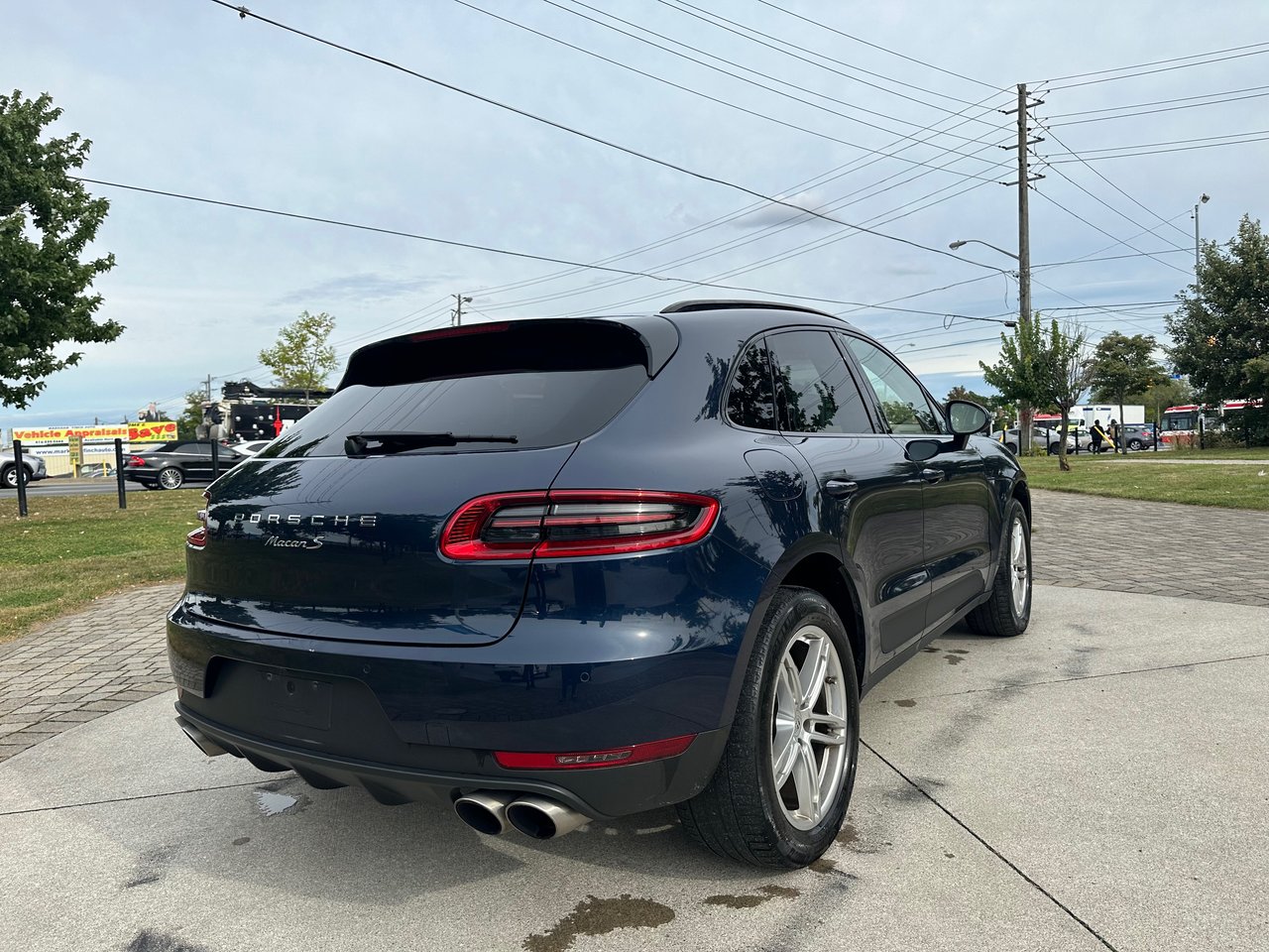 Used 2016  Porsche S image 8