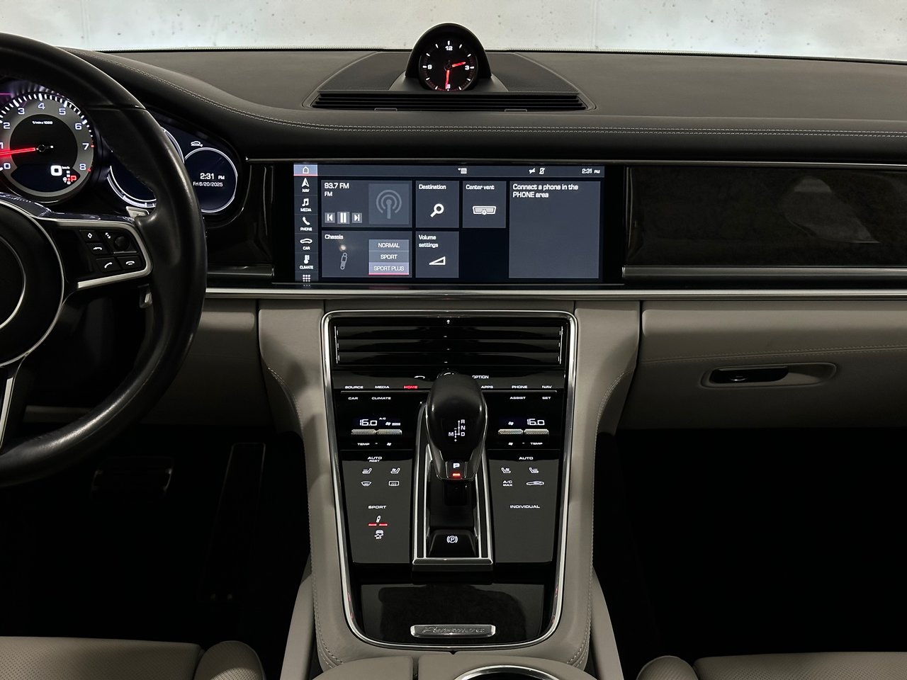 2018 Porsche Panamera 4S, Vancouver, Cash