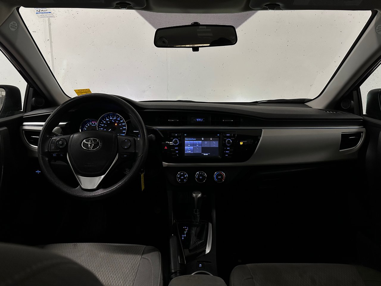 2015 Toyota Corolla LE, Vancouver, Cash