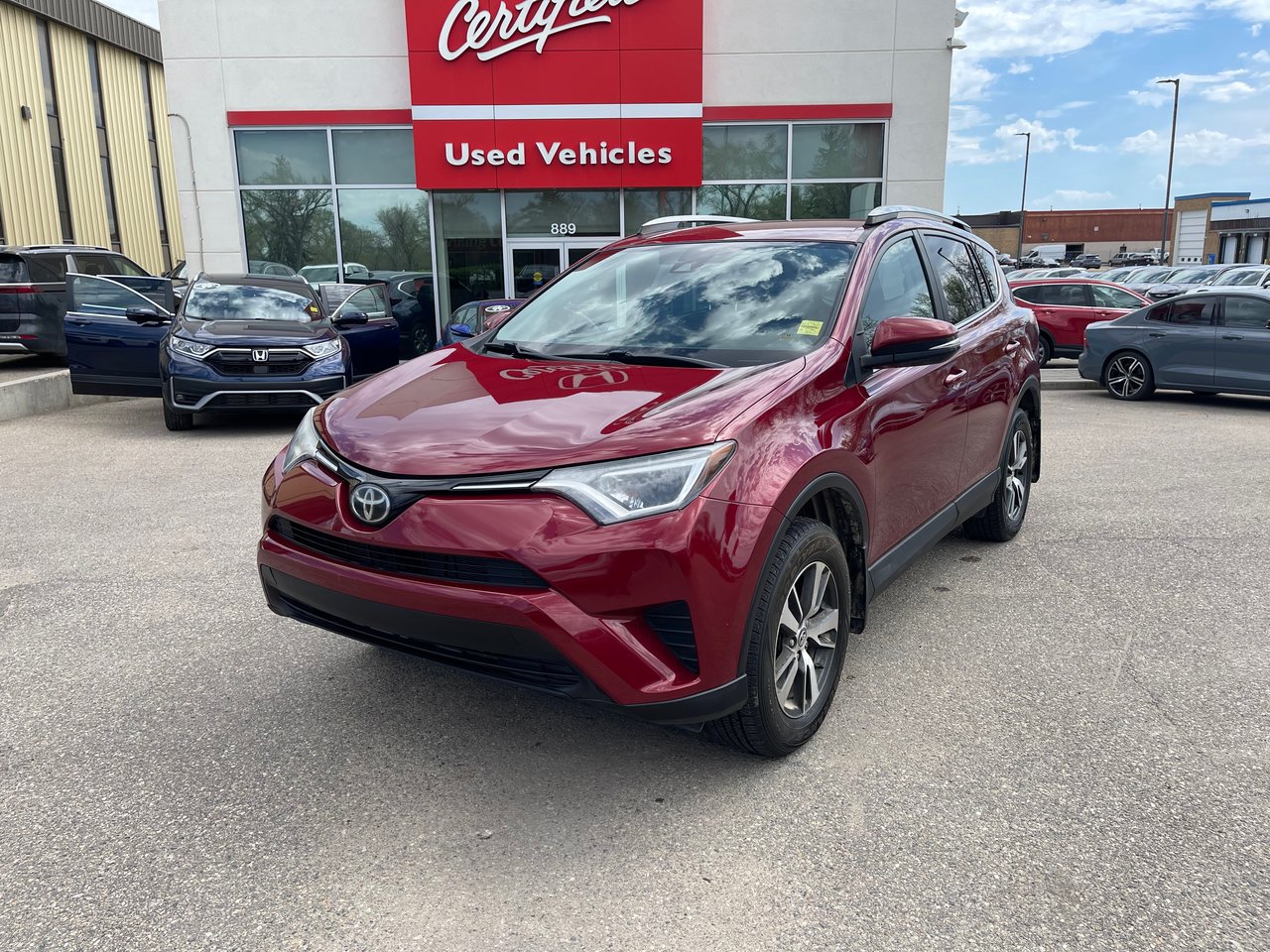 2018 Toyota RAV4 LE AWD