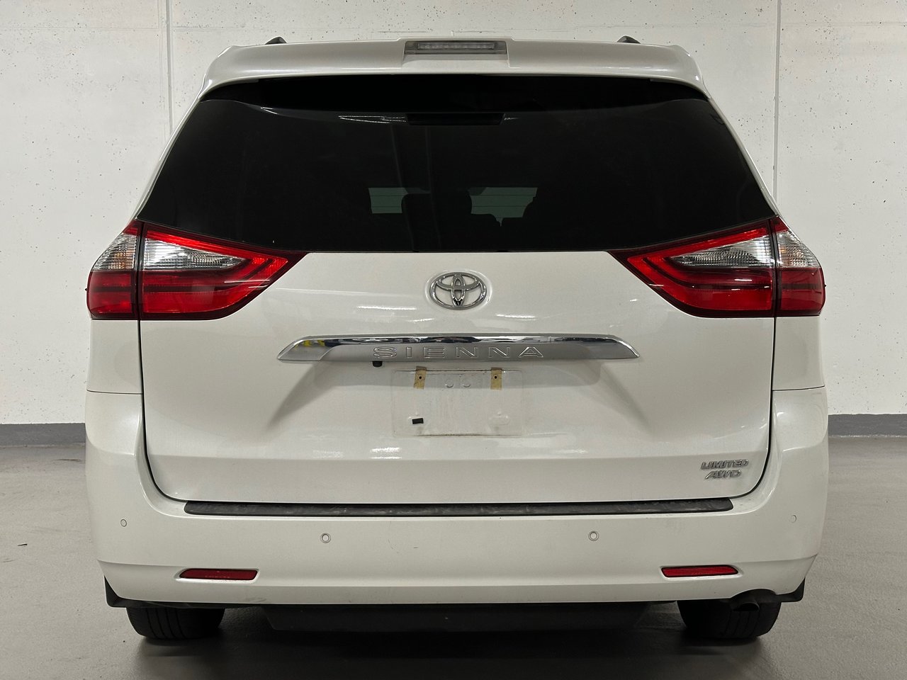 2020 Toyota Sienna XLE 7-Passenger, Vancouver, Cash