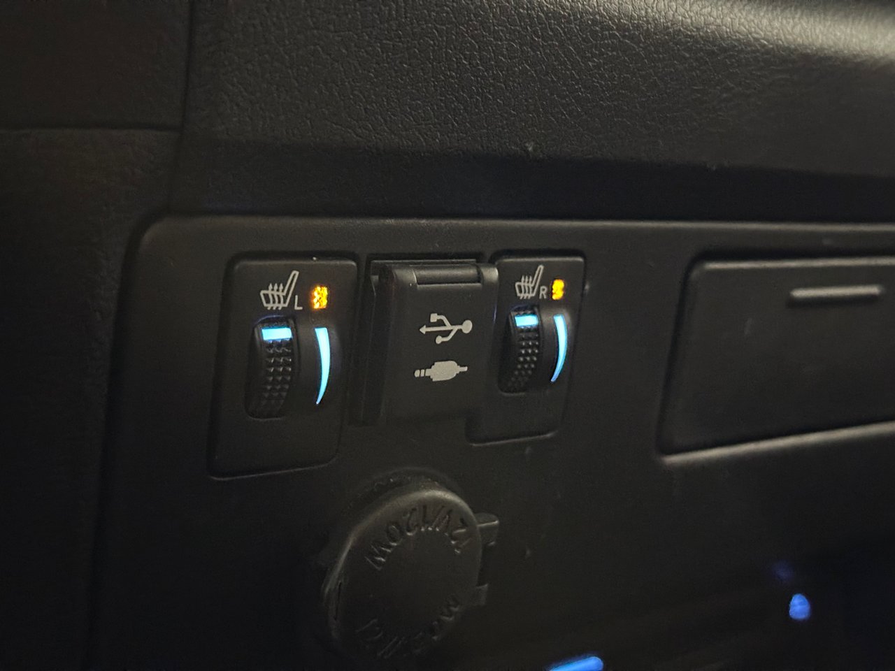 2020 Toyota Sienna XLE 7-Passenger, Vancouver, Cash