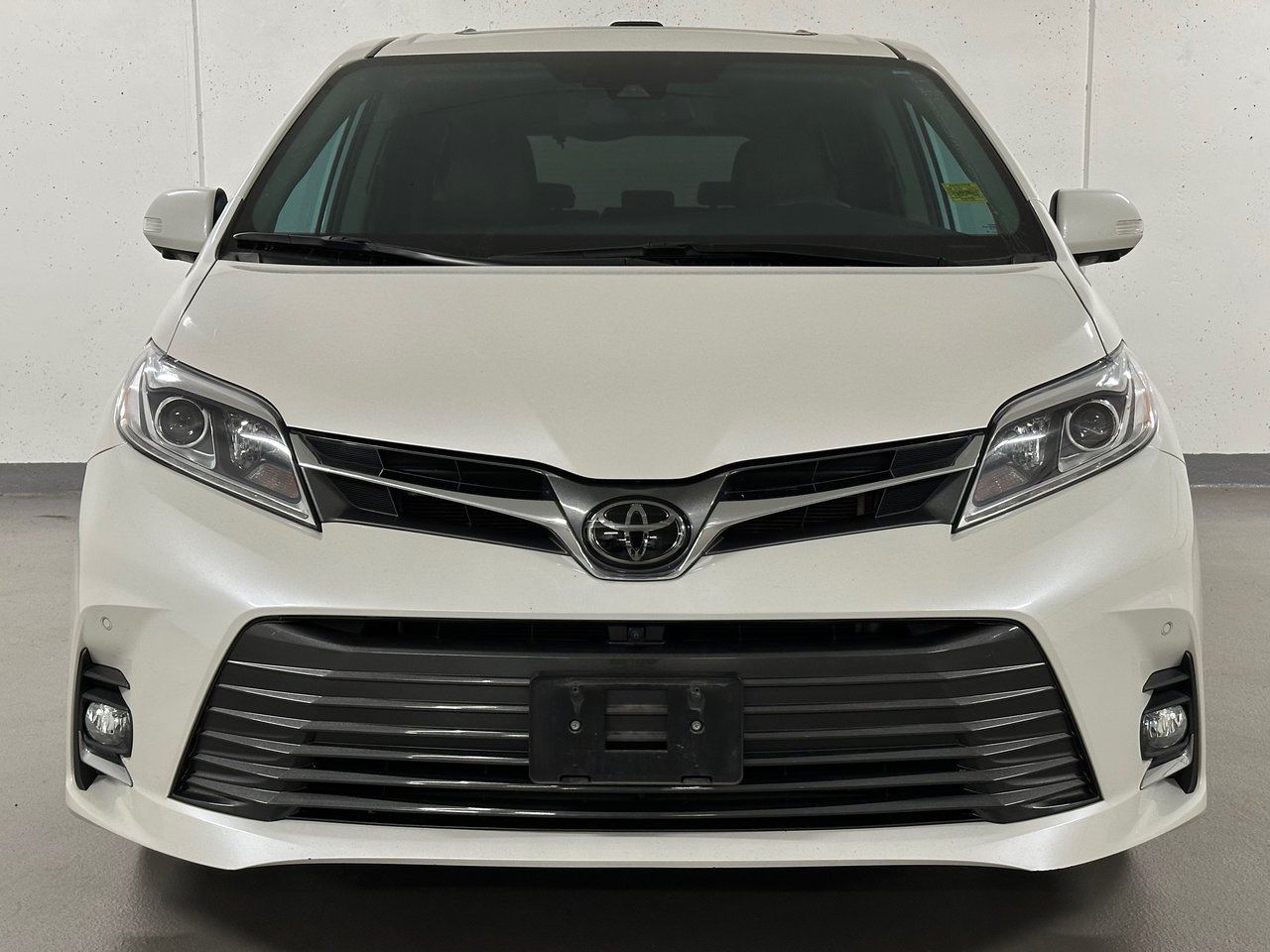 2020 Toyota Sienna XLE 7-Passenger, Vancouver, Cash