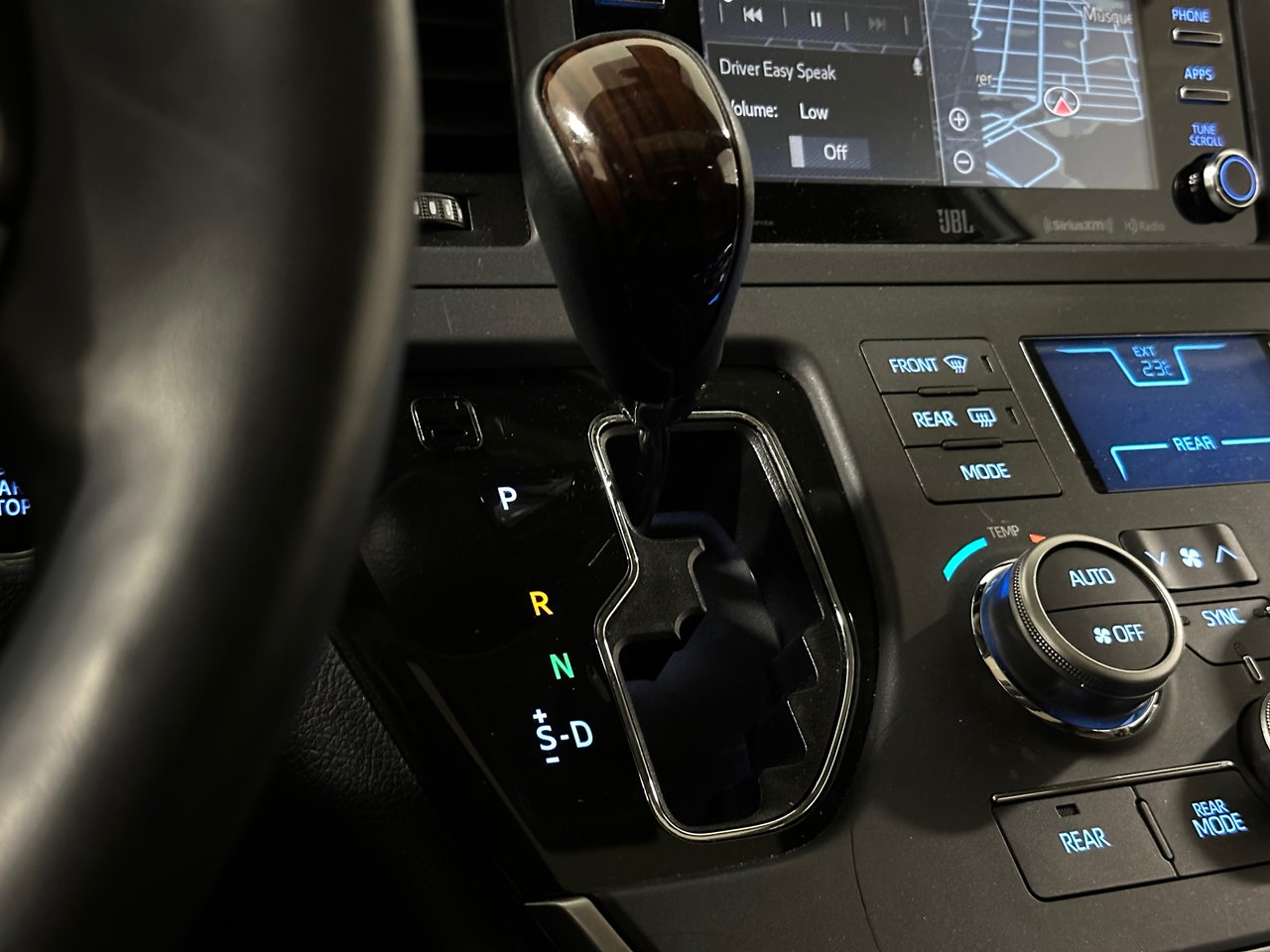 2020 Toyota Sienna XLE 7-Passenger, Vancouver, Cash