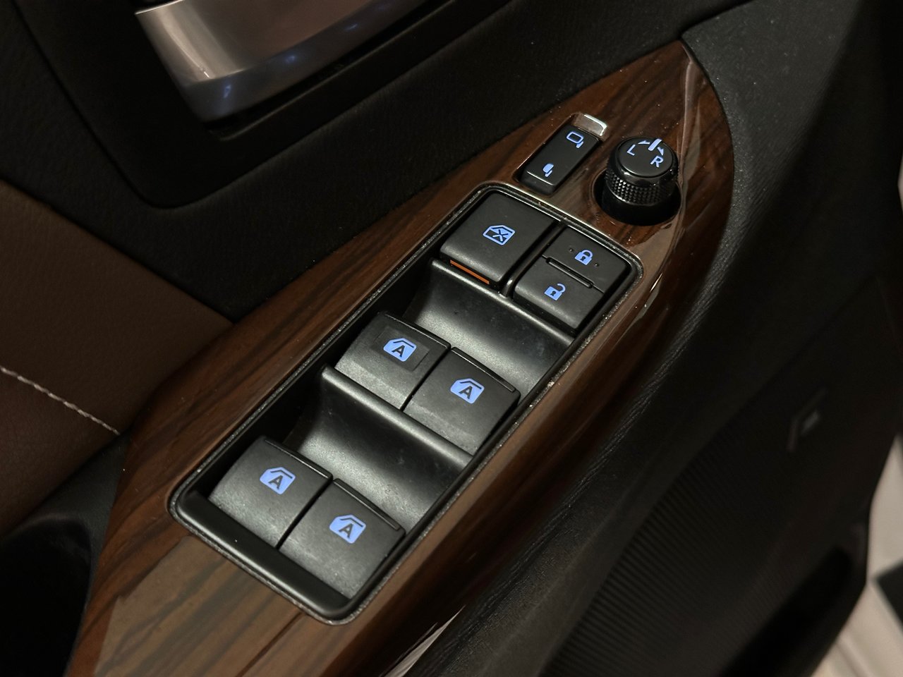 2020 Toyota Sienna XLE 7-Passenger, Vancouver, Cash