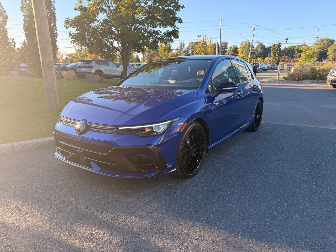 Blue (BLEU LAPI) 2026 Volkswagen Golf R Hatchback Automatic